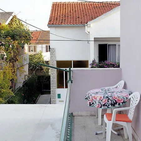Appartement By The Sea - 669